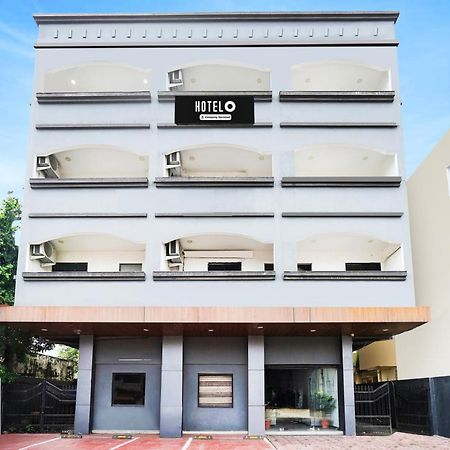 Hotel OYO Flagship 39712 Orient Royale Nagpur Rāipur Esterno foto