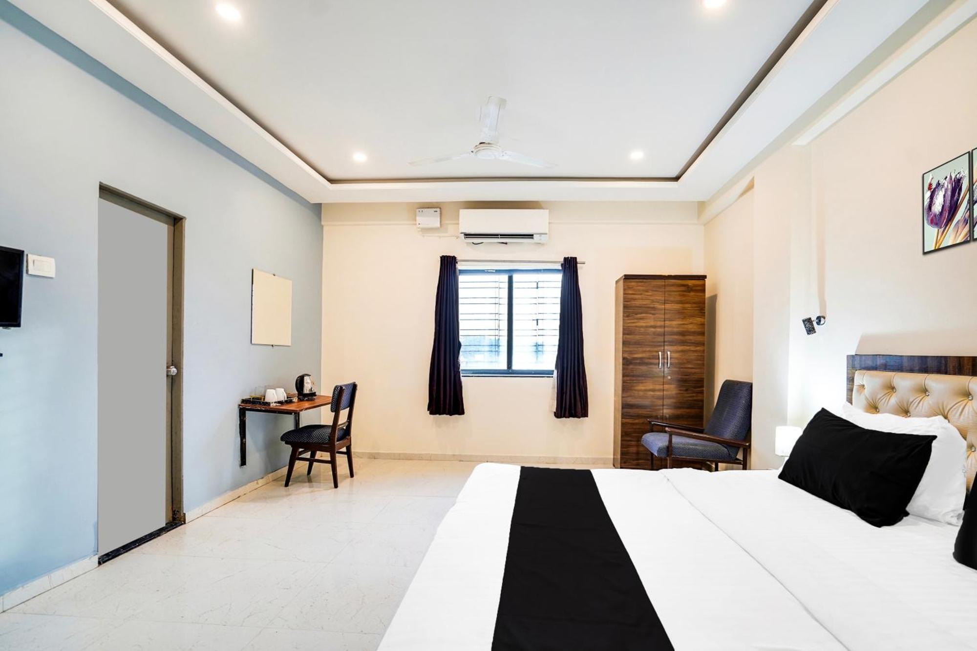 Hotel OYO Flagship 39712 Orient Royale Nagpur Rāipur Esterno foto