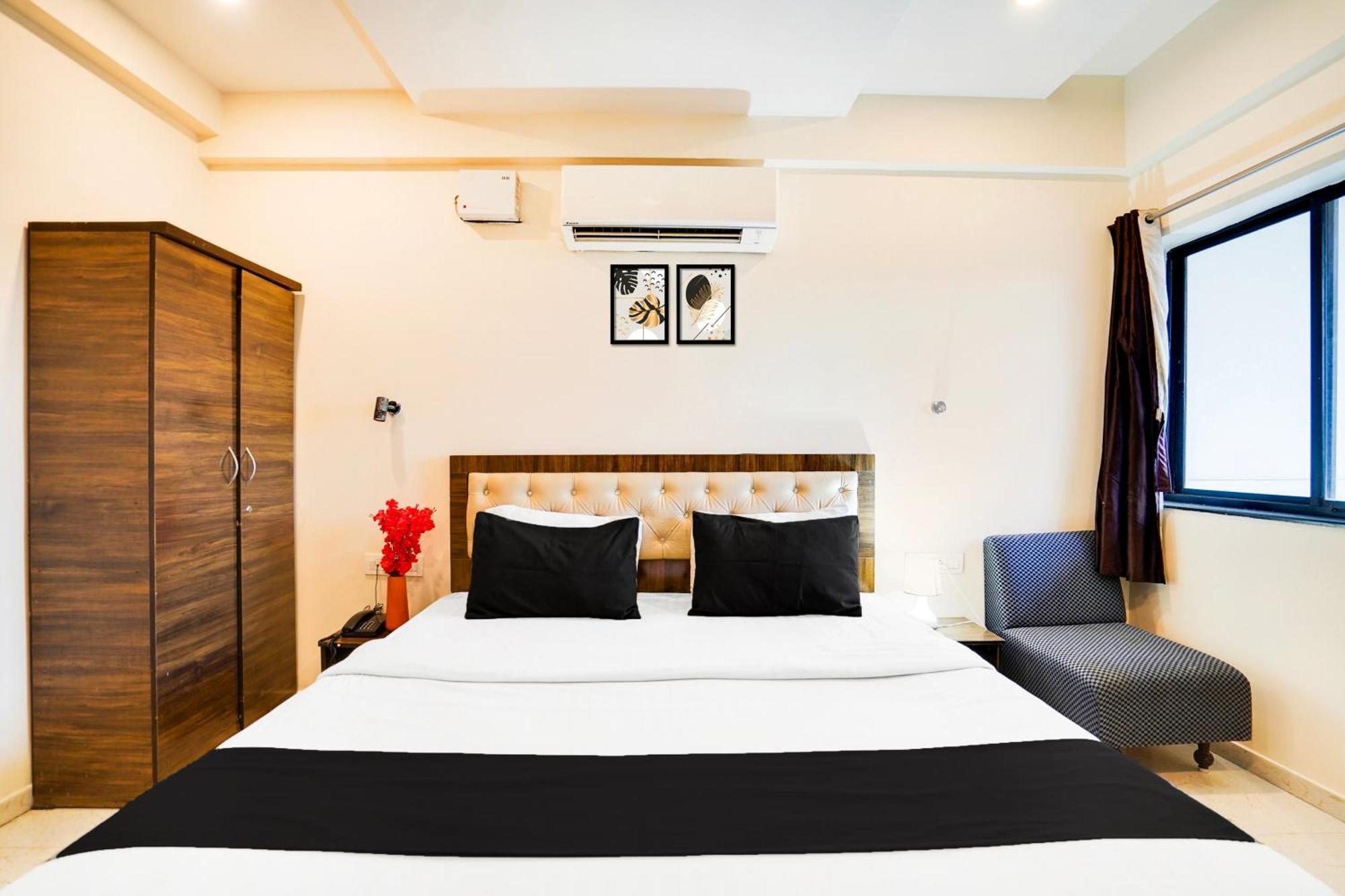 Hotel OYO Flagship 39712 Orient Royale Nagpur Rāipur Esterno foto